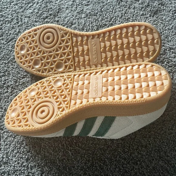Adidas Men's White and Green Samba- NEW- Never Worn - Picture 5 of 7